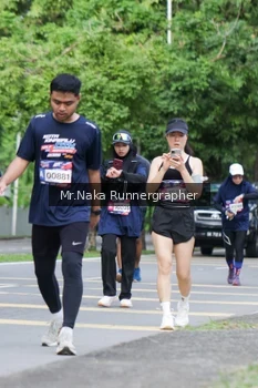 Runner Photo 44643