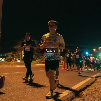 Runner Photo 4464379