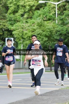 Runner Photo 44649