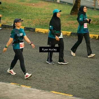Runner Photo 4465060