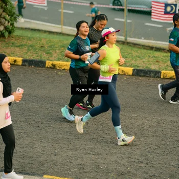 Runner Photo 4465376