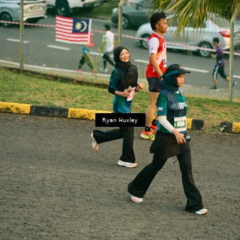 Runner Photo 4465443