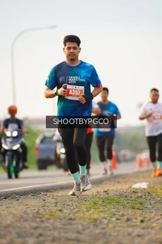 Runner Photo 4465454