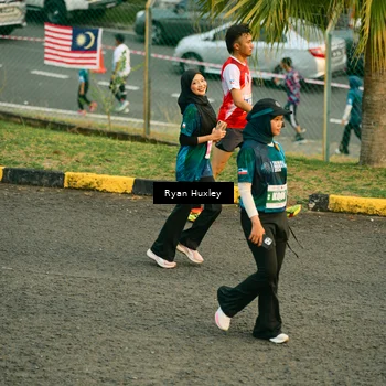 Runner Photo 4465476