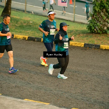 Runner Photo 4465664