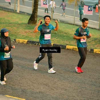 Runner Photo 4465758