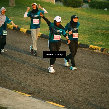 Runner Photo 4466019