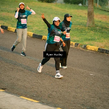Runner Photo 4466069