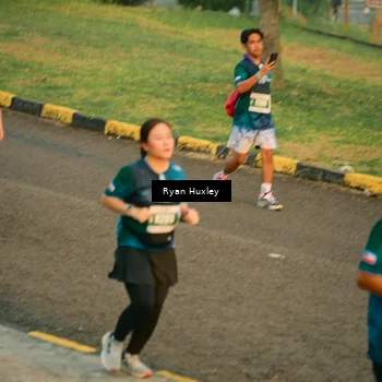 Runner Photo 4466439