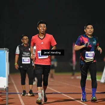 Runner Photo 4466515