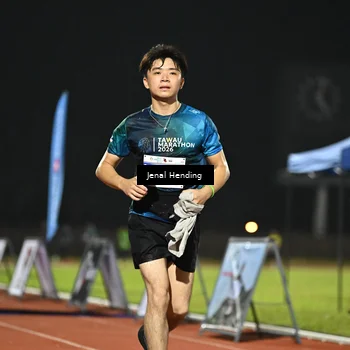 Runner Photo 4466972