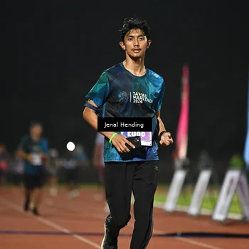 Runner Photo 4467126