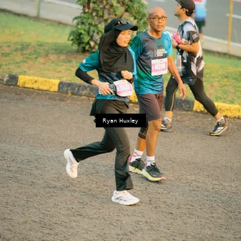 Runner Photo 4467175