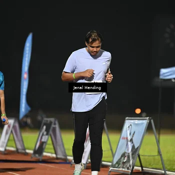 Runner Photo 4467423