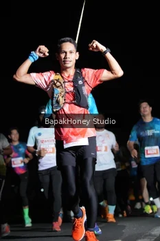 Runner Photo 4467544