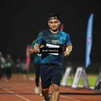 Runner Photo 4467565
