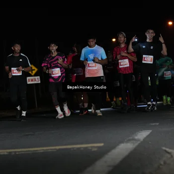 Runner Photo 4468072