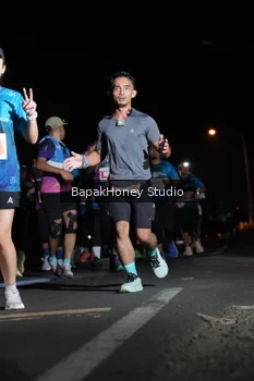 Runner Photo 4468108