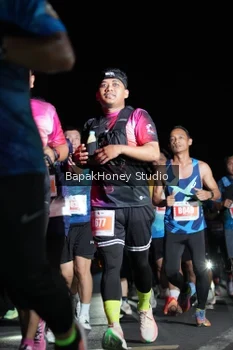Runner Photo 4468159