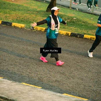 Runner Photo 4468365