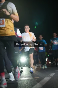 Runner Photo 4468377