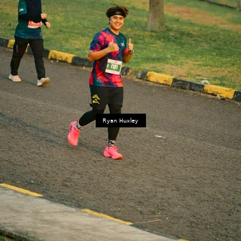 Runner Photo 4468405