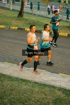 Runner Photo 4468437