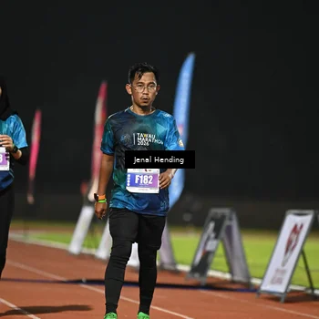 Runner Photo 4468910