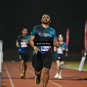 Runner Photo 4469273