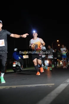 Runner Photo 4469406