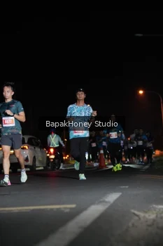 Runner Photo 4469465