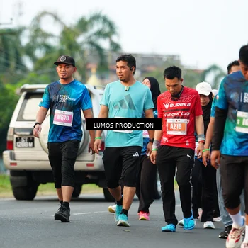 Runner Photo 4470055