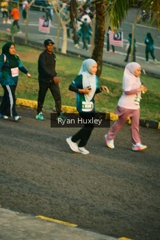 Runner Photo 4470100