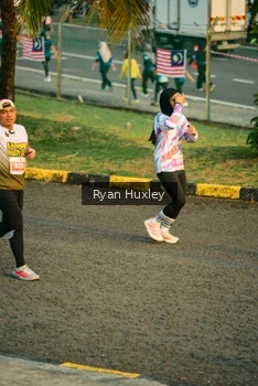 Runner Photo 4470404