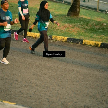 Runner Photo 4470555