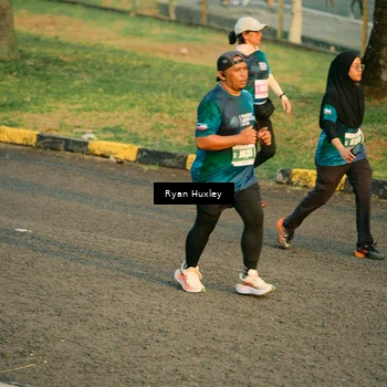 Runner Photo 4470556