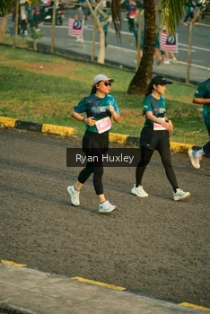 Runner Photo 4470663