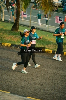 Runner Photo 4470673