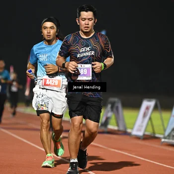 Runner Photo 4470835