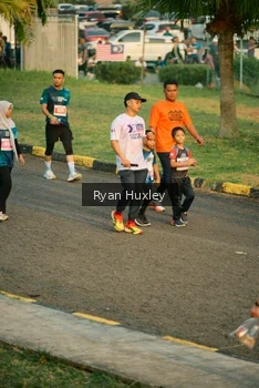 Runner Photo 4470865