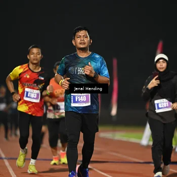 Runner Photo 4471054