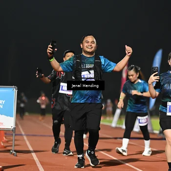 Runner Photo 4471772