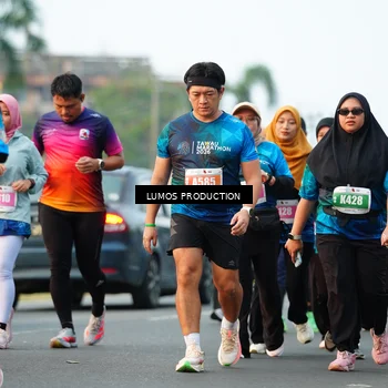 Runner Photo 4474003