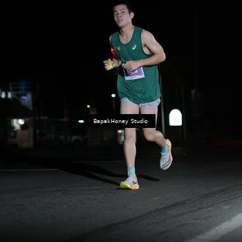 Runner Photo 4474006