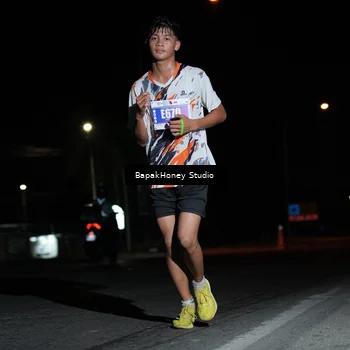 Runner Photo 4474039
