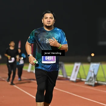 Runner Photo 4474194