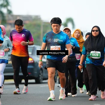 Runner Photo 4474400