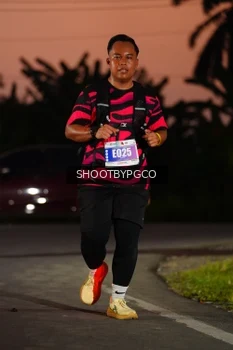 Runner Photo 4474441
