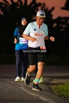 Runner Photo 4474468