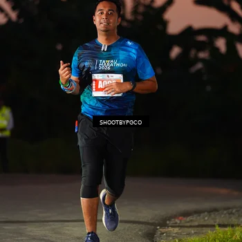 Runner Photo 4474674